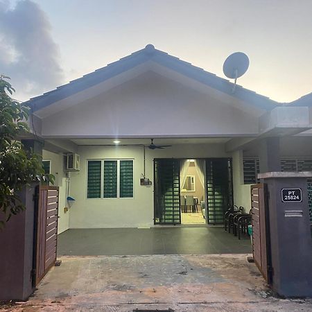 Ss De' Kelulut Homestay Marang Ngoại thất bức ảnh